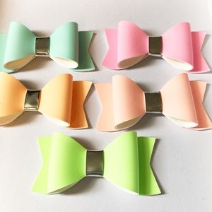 Set of 2 GlOW in the Dark Bows